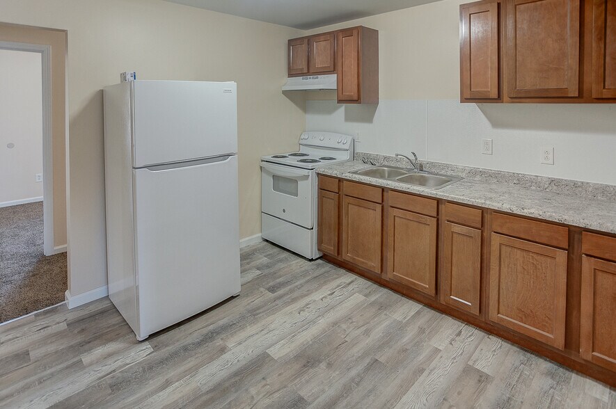 More Photos Of 3503 Falling Springs Rd, Cahokia Apartments For Sale