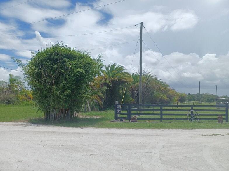 More Photos Of 46515 State Road 64 E, Myakka City Land For Sale