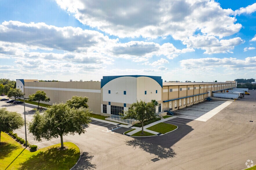 More Photos Of 4531-4561 Madison Industrial Ln, Tampa Warehouse For Lease