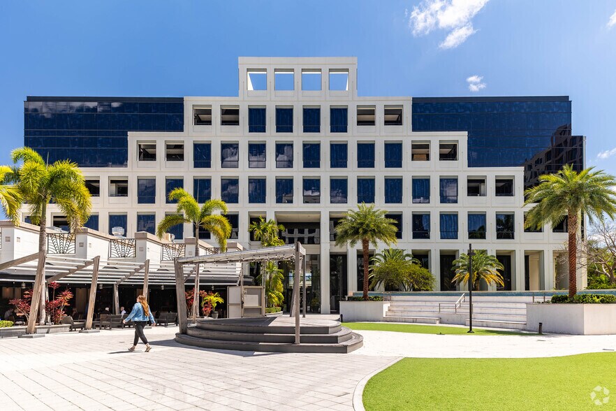Primary Photo Of 5200 Town Center Cir, Boca Raton Office For Lease
