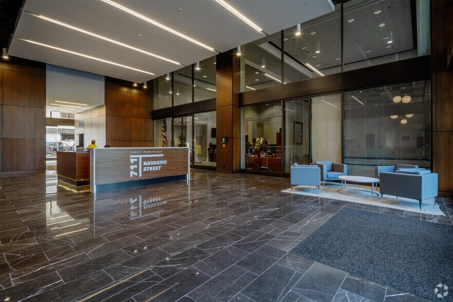 More Photos Of 711 Navarro St, San Antonio Coworking Space