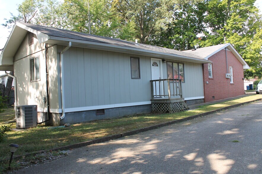 More Photos Of 211 S 16th St, Murray Apartments For Sale