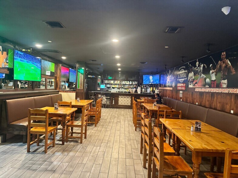 More Photos Of 7111 Pacific Blvd, Huntington Park Restaurant For Sale