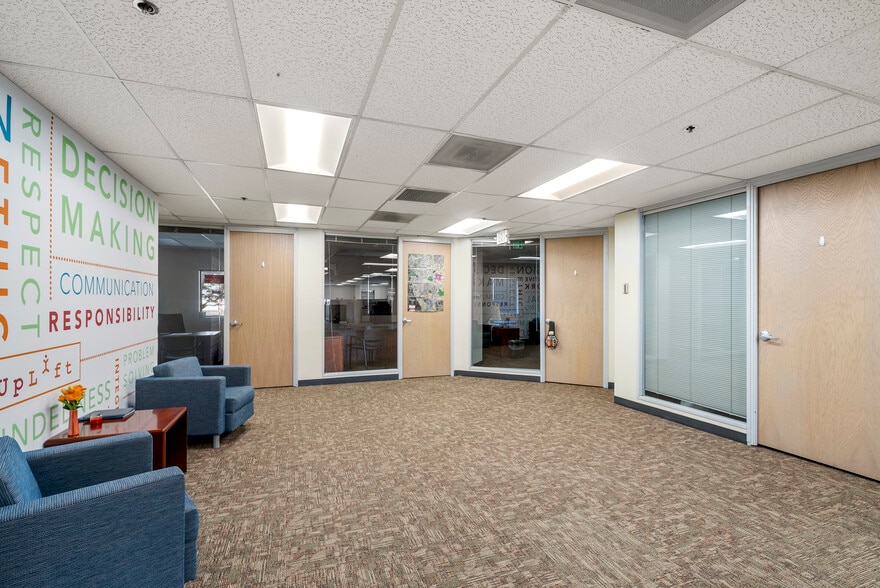 More Photos Of 400 W 48th Ave, Denver Office For Lease