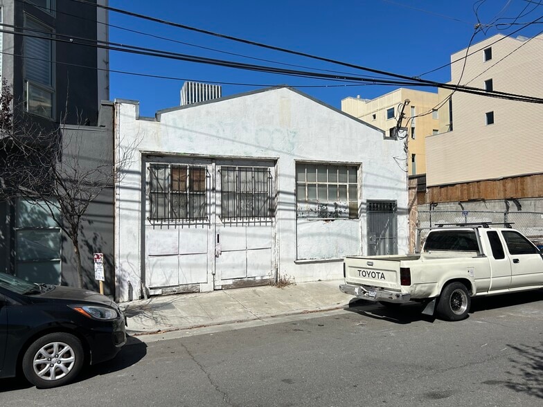 More Photos Of 258 Clara St, San Francisco Warehouse For Lease