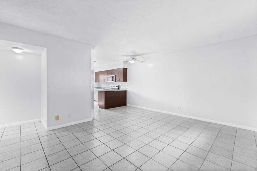 More Photos Of 1831-1837 NW 94th ave, Coral Springs Apartments For Sale