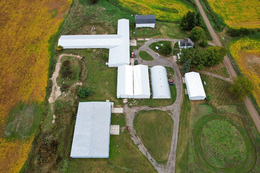 More Photos Of 6924 Peck Rd, Eaton Rapids Industrial For Sale