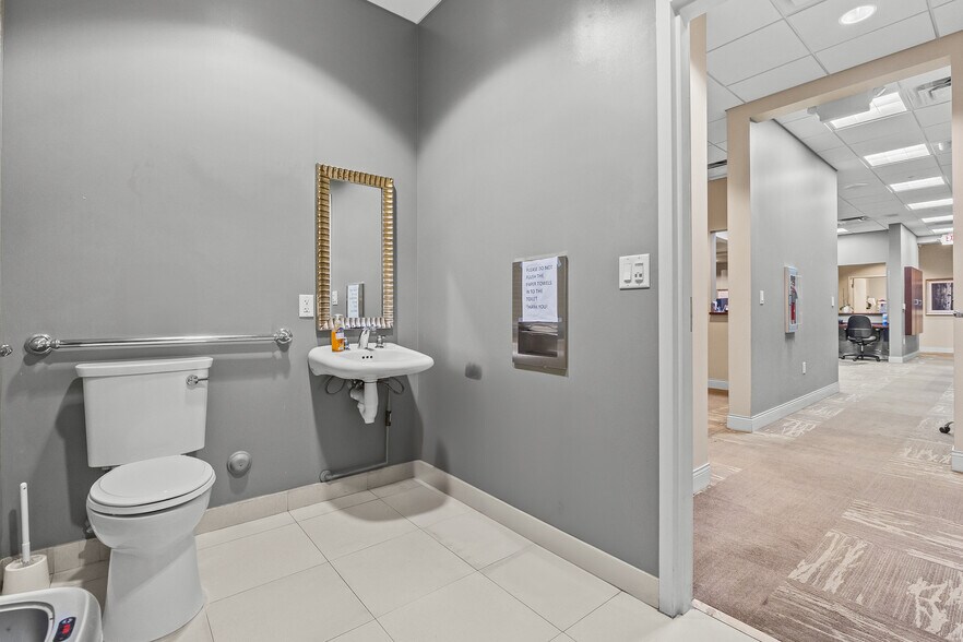 More Photos Of 6705 S Red Rd, Coral Gables Office Residential For Lease