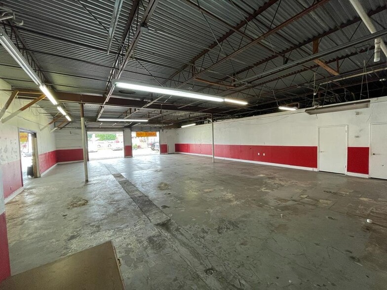 More Photos Of 2116 Fry Rd, Houston Auto Repair For Sale