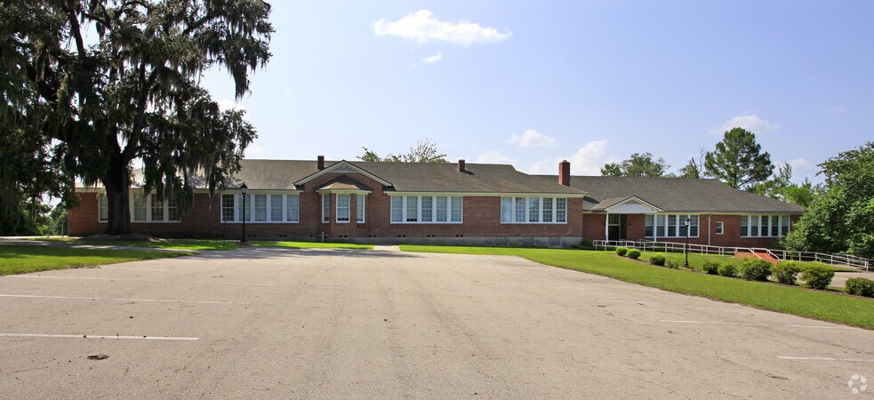 More Photos Of 1476 SW Main St, Greenville Medical For Sale