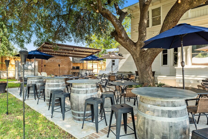 More Photos Of 312 N Central Ave, Cameron Restaurant For Sale