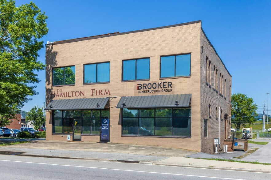 Primary Photo Of 2401 Broad Street, Chattanooga Office For Sale