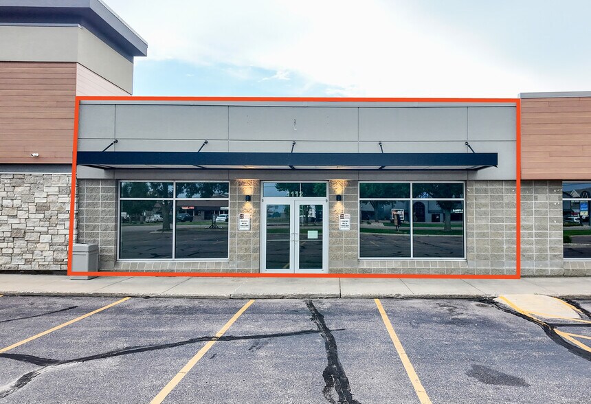 More Photos Of 1112 W 41st St, Sioux Falls Unknown For Lease