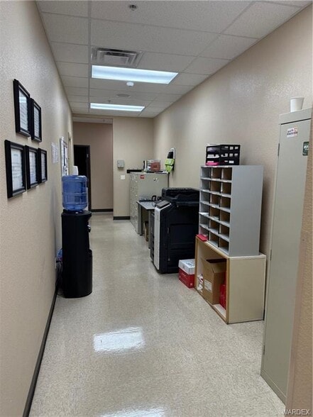 More Photos Of 2580 Highway 95, Bullhead City Storefront Retail Office For Sale