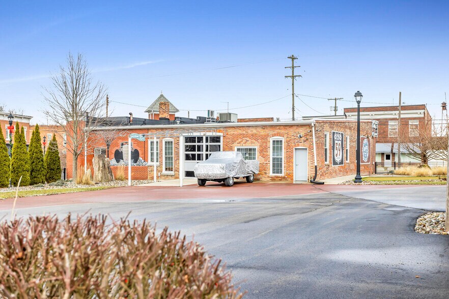 More Photos Of 101 S Main St, Concord General Retail For Sale