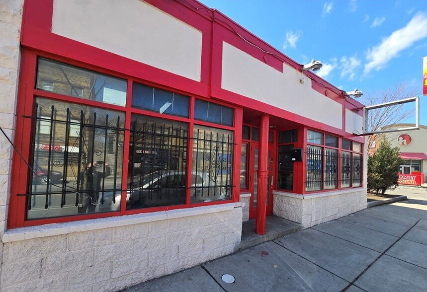 More Photos Of 199 Lyell Ave, Rochester Freestanding For Sale