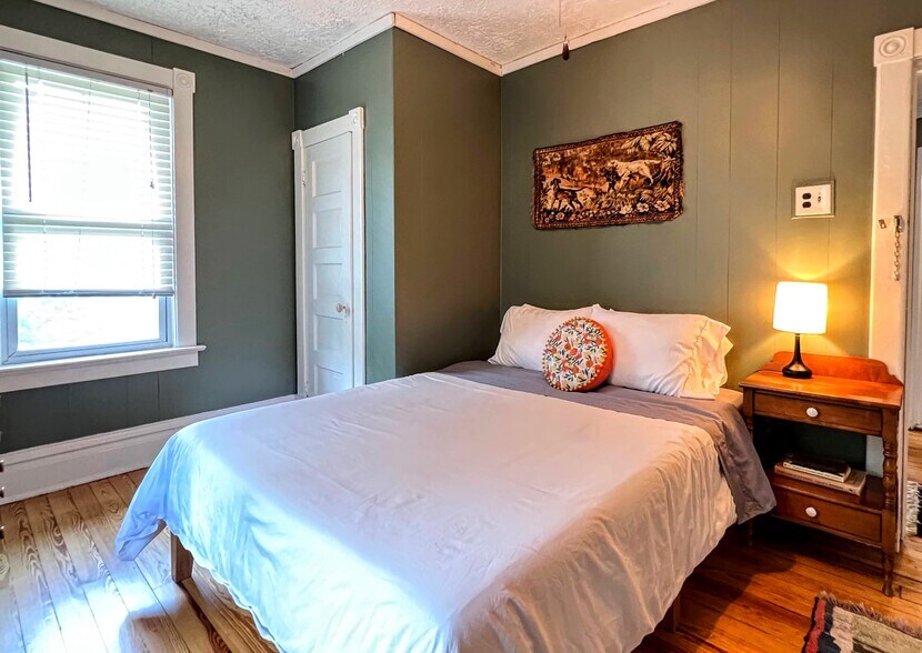 More Photos Of 42-50 Stoney Clove -1, Hunter Apartments For Sale