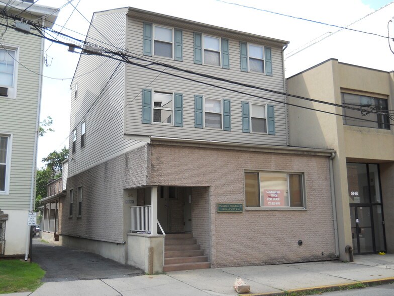 More Photos Of 94 Bayard St, New Brunswick Apartments For Lease