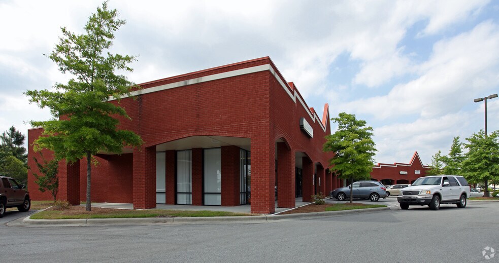 More Photos Of 3250-3282 Wellons Blvd, New Bern Office For Lease