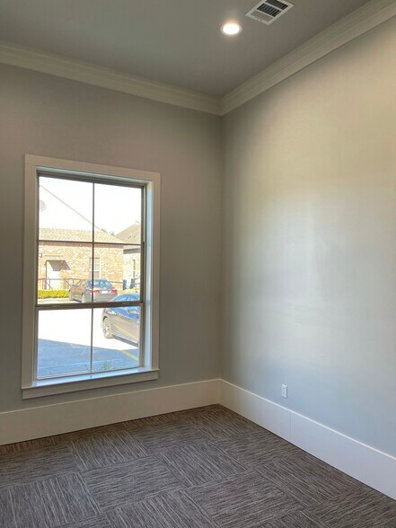 More Photos Of W 4021 W. E. Heck Ct., Bldg E, Baton Rouge Office For Lease