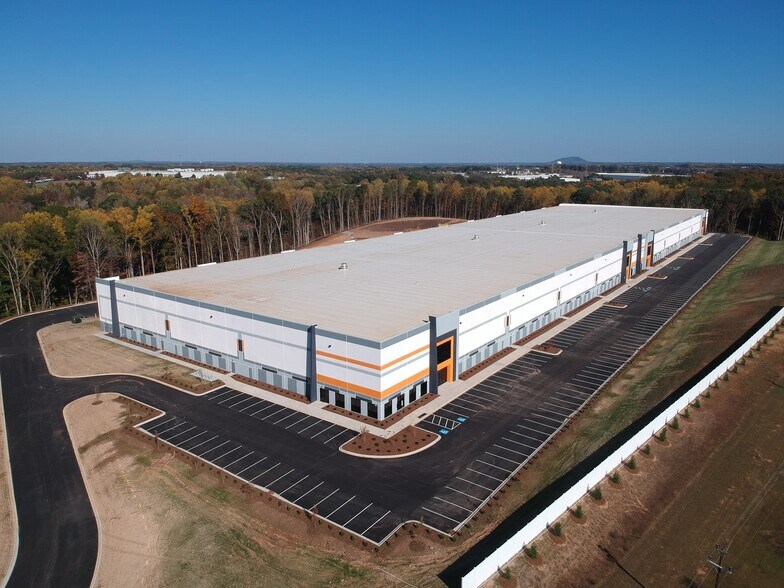 More Photos Of 150 Southridge Pky, Bessemer City Distribution For Lease