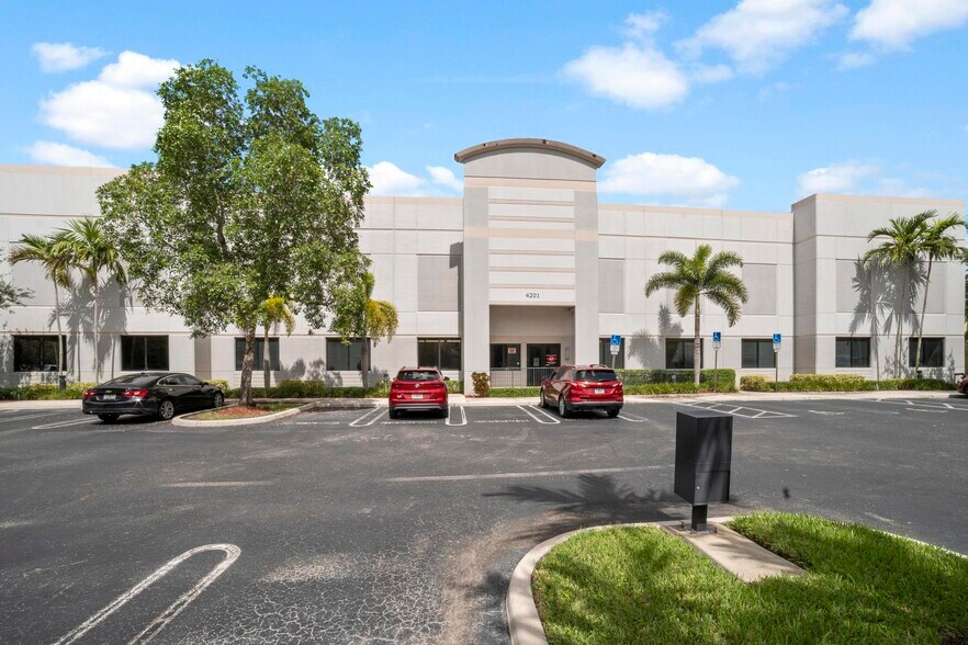 More Photos Of 4201 NW 124th Ave, Coral Springs Warehouse For Sale