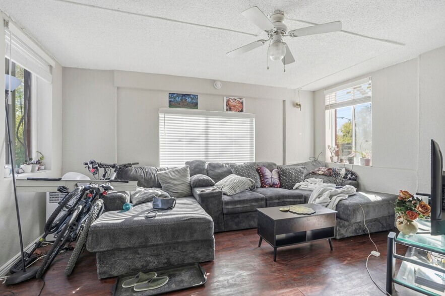 More Photos Of 303 Hooker St, Denver Apartments For Sale