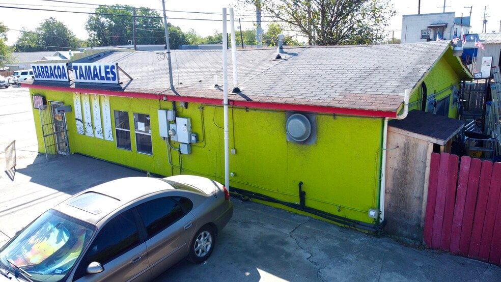 More Photos Of 3017 Pleasanton Rd, San Antonio Restaurant For Sale