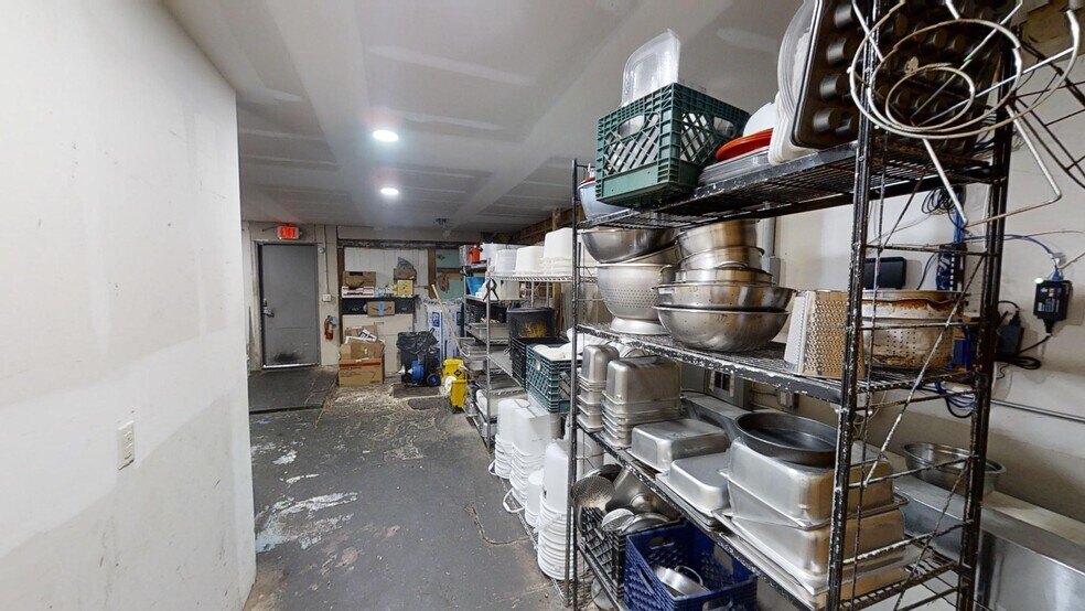 More Photos Of 614 N Bullard St, Silver City Restaurant For Sale