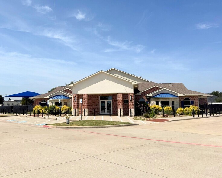 Primary Photo Of 4915 Coit Rd, Frisco Daycare Center For Sale