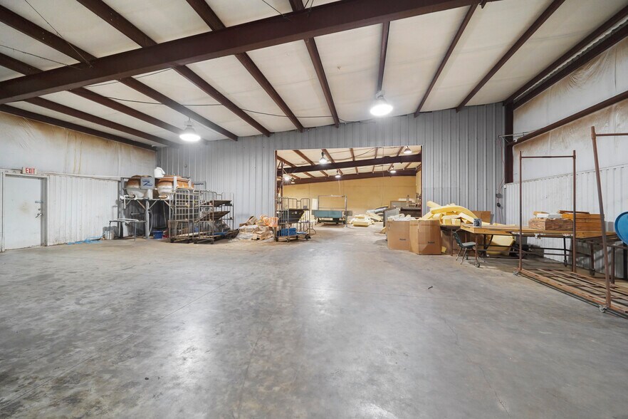 More Photos Of 3215 Huffman Eastgate Rd, Huffman Manufacturing For Lease