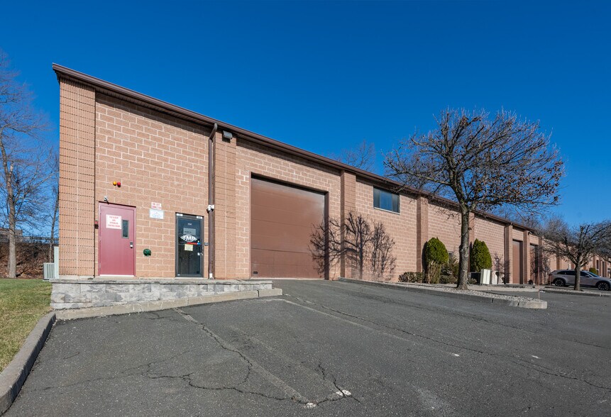 More Photos Of 351 Spook Rock Rd, Suffern Warehouse For Sale