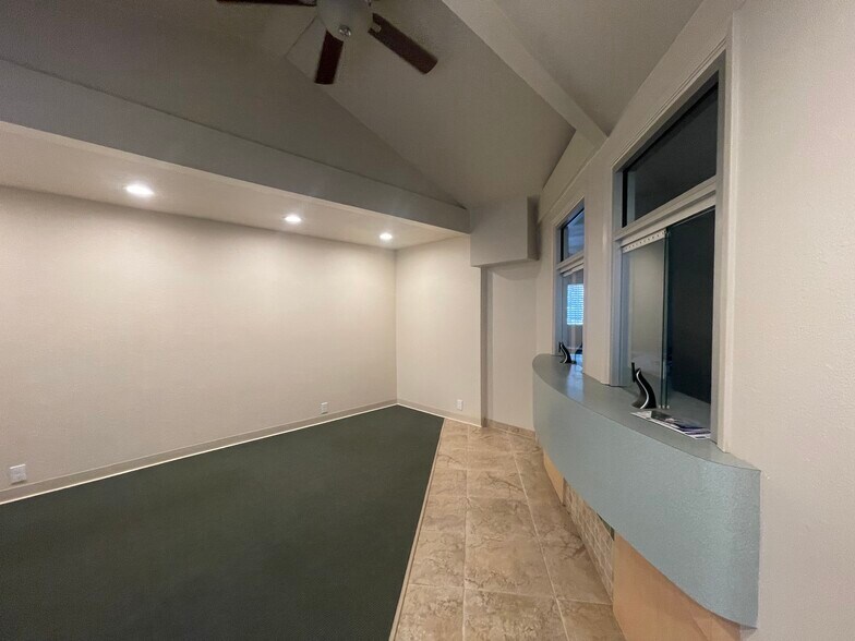 More Photos Of 2740 W Main St, Visalia Medical For Lease