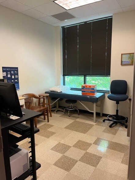 More Photos Of 1608 Williams Dr, Murfreesboro Medical For Sale