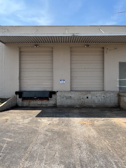 More Photos Of 1933 Elm Tree Dr, Nashville Service For Lease