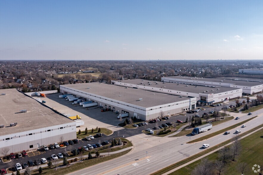 More Photos Of 201 Gary Ave, Roselle Warehouse For Lease