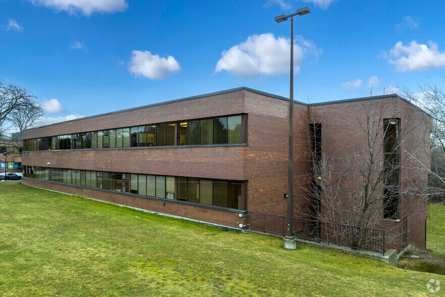 More Photos Of 1333 Sheppard Ave E, Toronto Medical For Lease