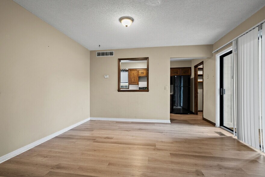 More Photos Of 2401 S 50th St, Fort Smith Apartments For Sale