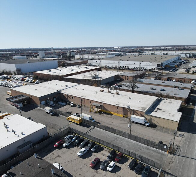 More Photos Of 10433-10435 Seymour Ave, Franklin Park Warehouse For Lease