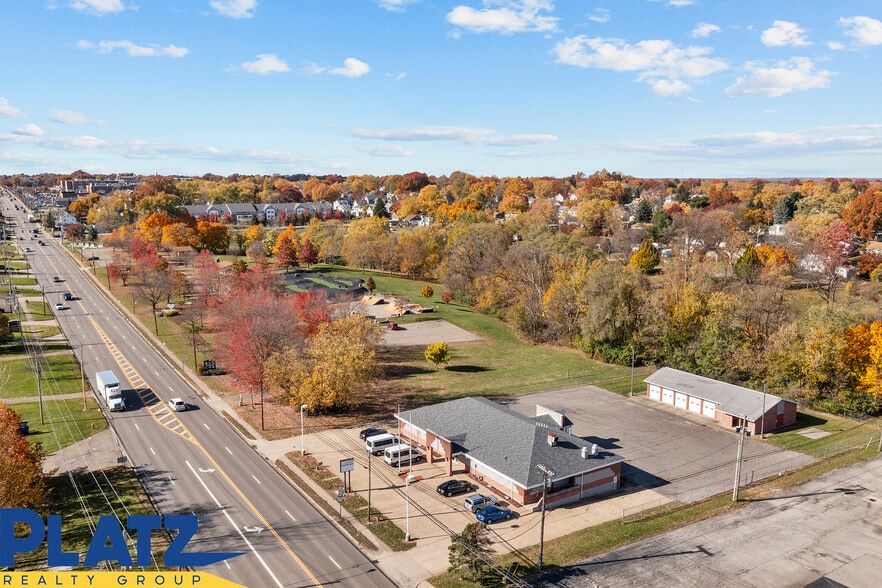 More Photos Of 1036 E State St, Alliance Lodge Meeting Hall For Sale