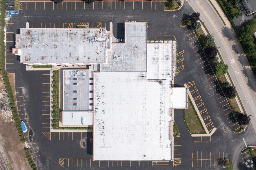 More Photos Of 700 Sheridan Rd, Highwood Congregate Senior Housing For Sale