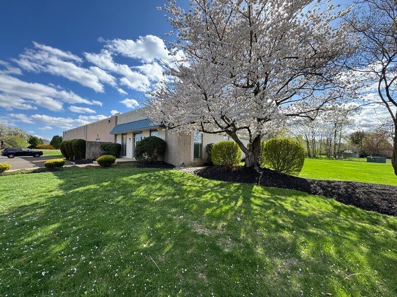 More Photos Of 2 Pheasant Run, Newtown Research And Development For Sale