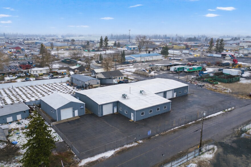 More Photos Of 5823 N Florida St, Spokane Manufacturing For Lease