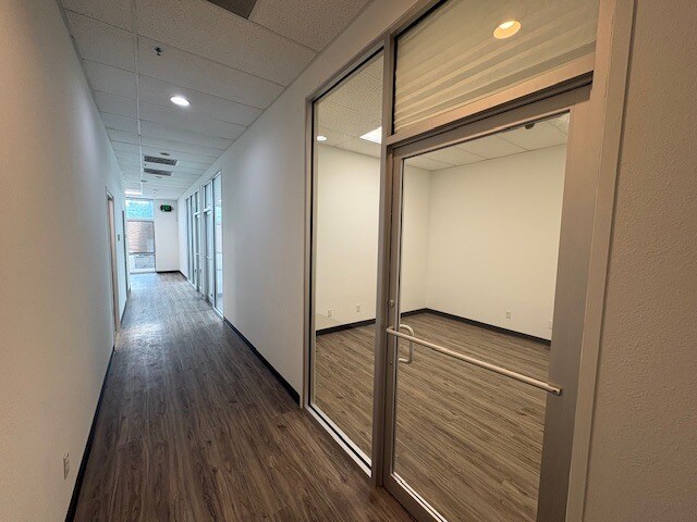 More Photos Of 2306 Howard Ln, Austin Distribution For Lease
