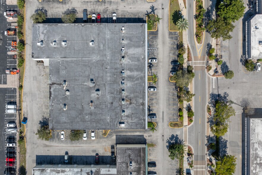 More Photos Of 1703-1747 NW 38th Ave, Lauderhill Unknown For Lease