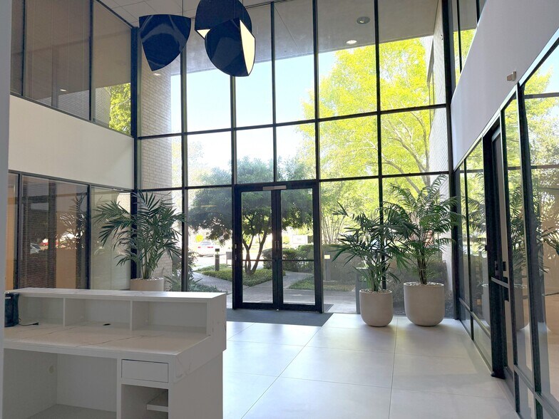 More Photos Of 1240 Blalock Rd, Houston Medical For Lease