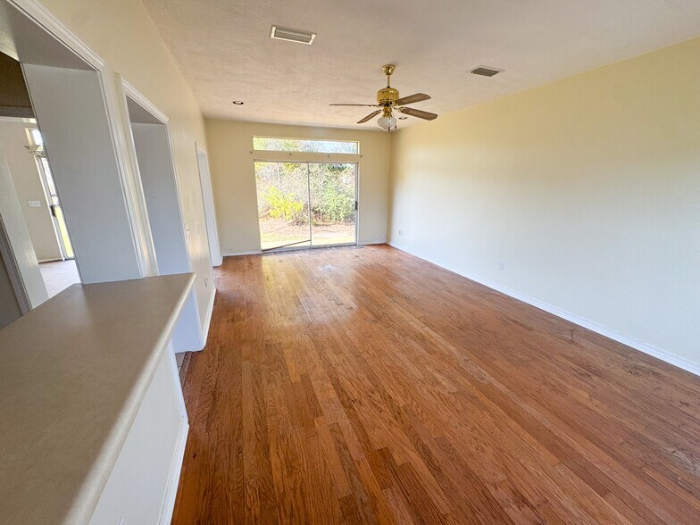 More Photos Of 2406 US 31, Bay Minette Office For Sale