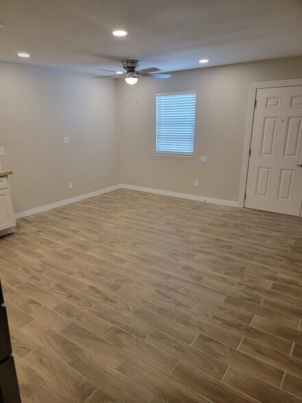 More Photos Of 8205 N La Homa Rd, Mission Apartments For Sale