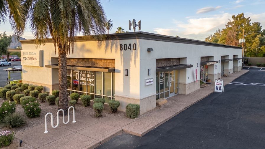 More Photos Of 8040 E Indian School Rd, Scottsdale Medical For Lease