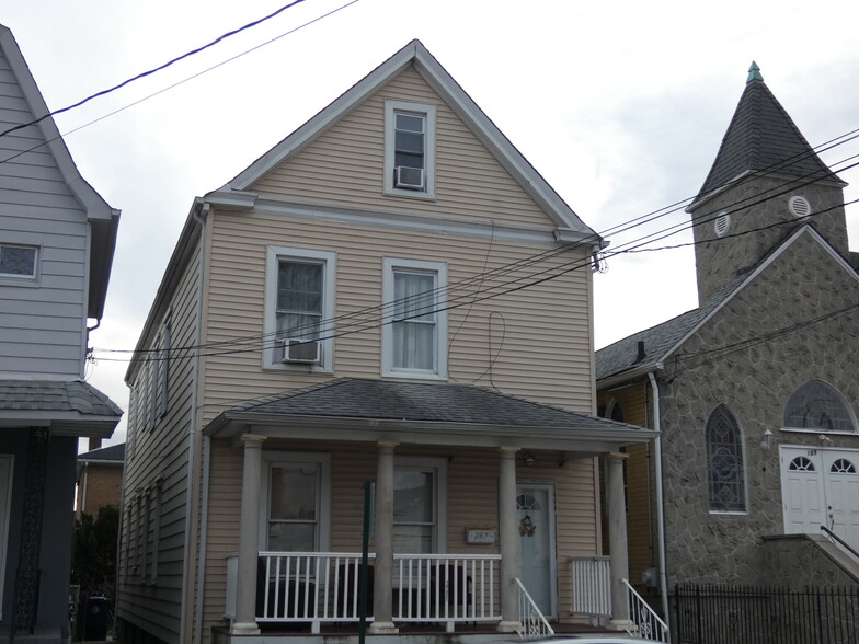 Primary Photo Of 187 Gordon St, Perth Amboy Apartments For Sale